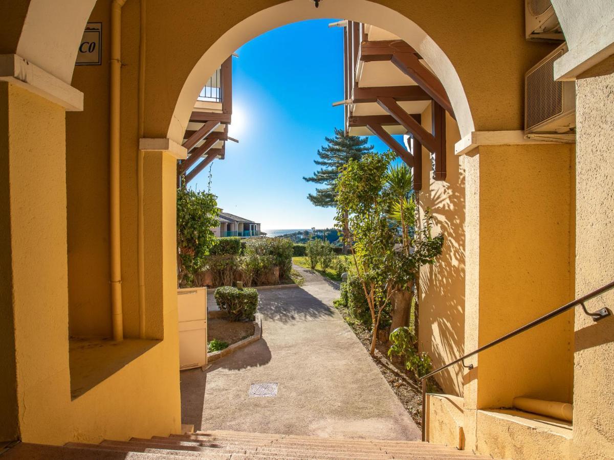 Apartment Village Cap Esterel - Le Village-40 By Interhome Сен-Рафаэль Экстерьер фото